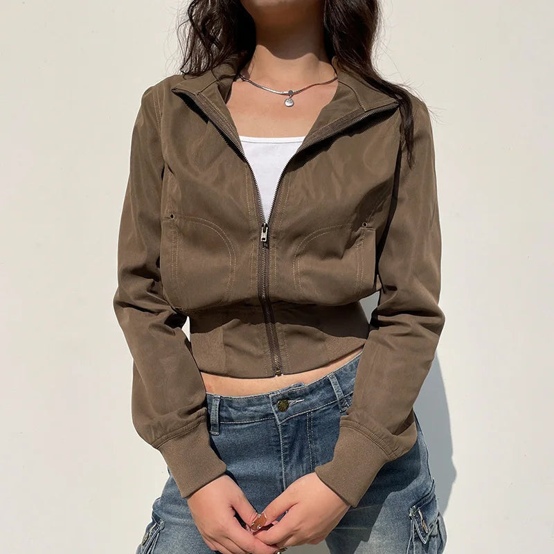 Women’s Cropped Zip-Up Jacket with Fitted Waist and Sporty Minimalist Design