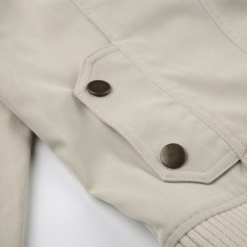 Women’s Cropped Zip-Up Jacket with Fitted Waist and Sporty Minimalist Design