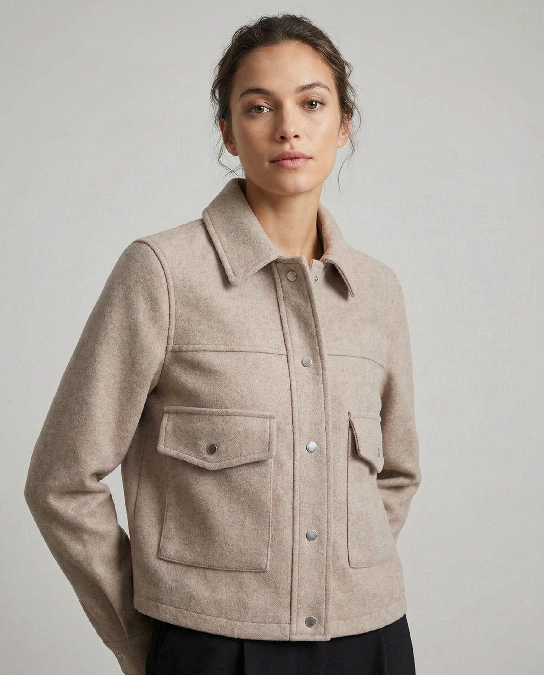 Women’s Cropped Wool-Blend Jacket with Button Front and Structured Utility Design