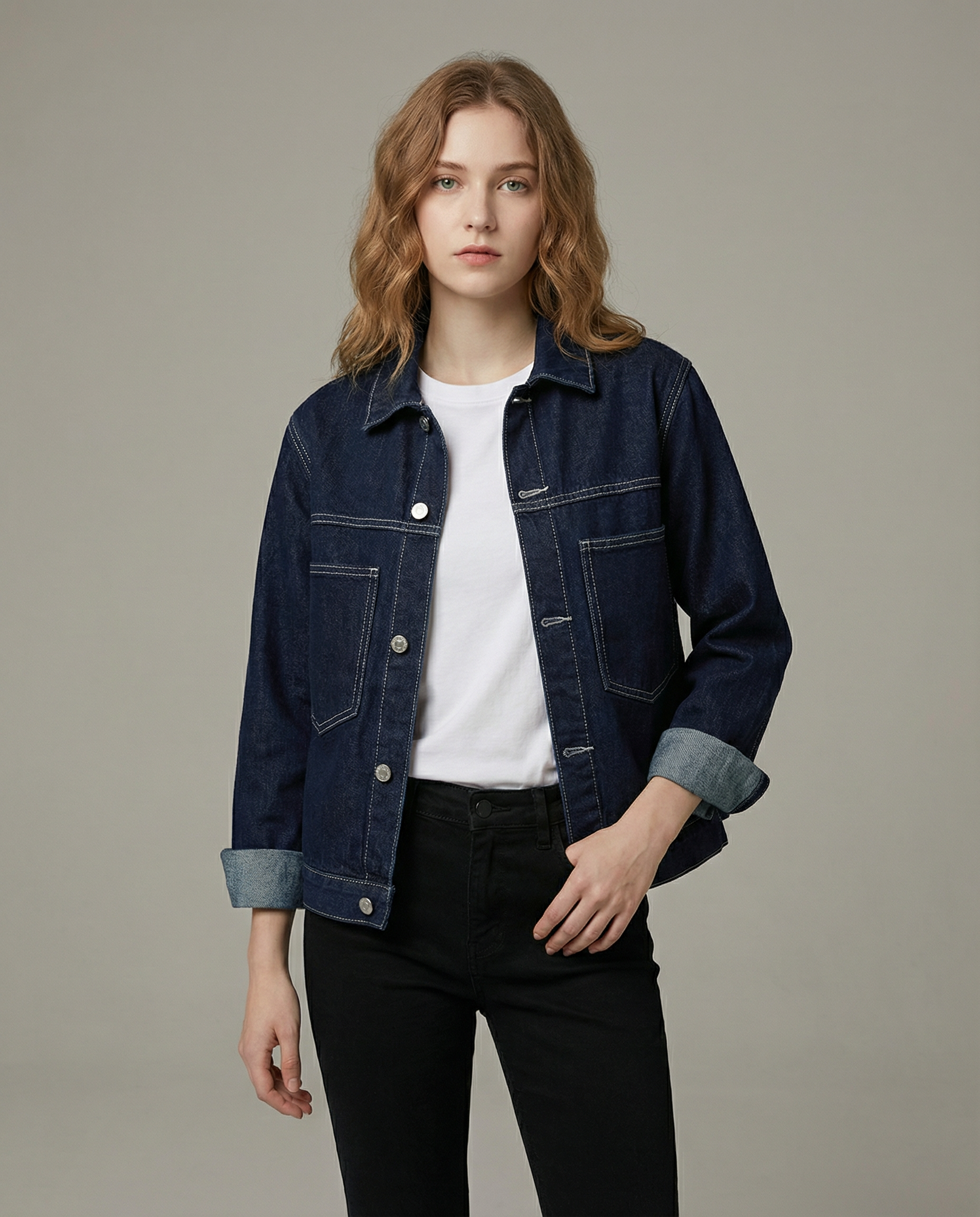 Women’s Classic Denim Jacket with Structured Fit and Utility Chest Pockets