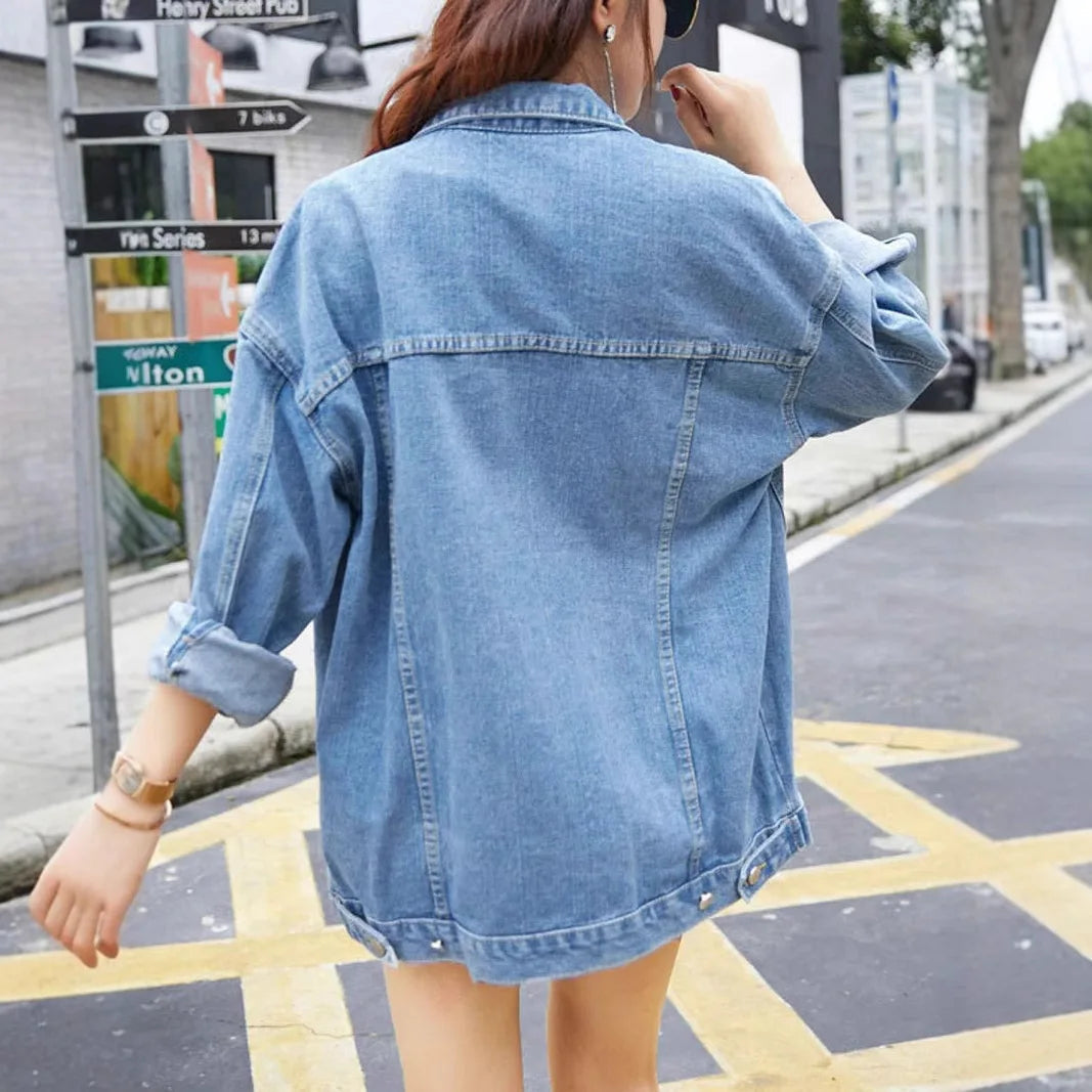Women’s Oversized Denim Jacket with Classic Button Front and Relaxed Streetwear Fit