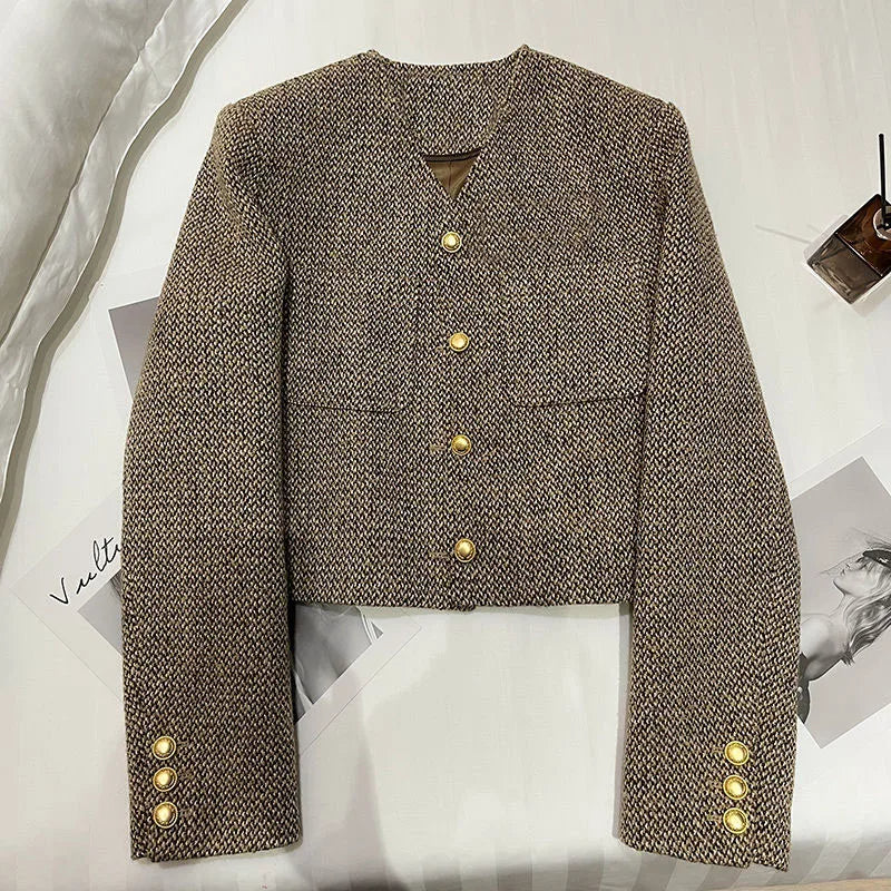 Cropped Boxy Blazer – Tweed Jacket with Gold Buttons